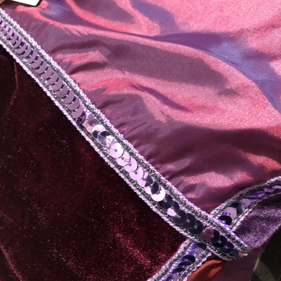 Multi-Purple Velvet Toss Blanket - Picture 8 of 10